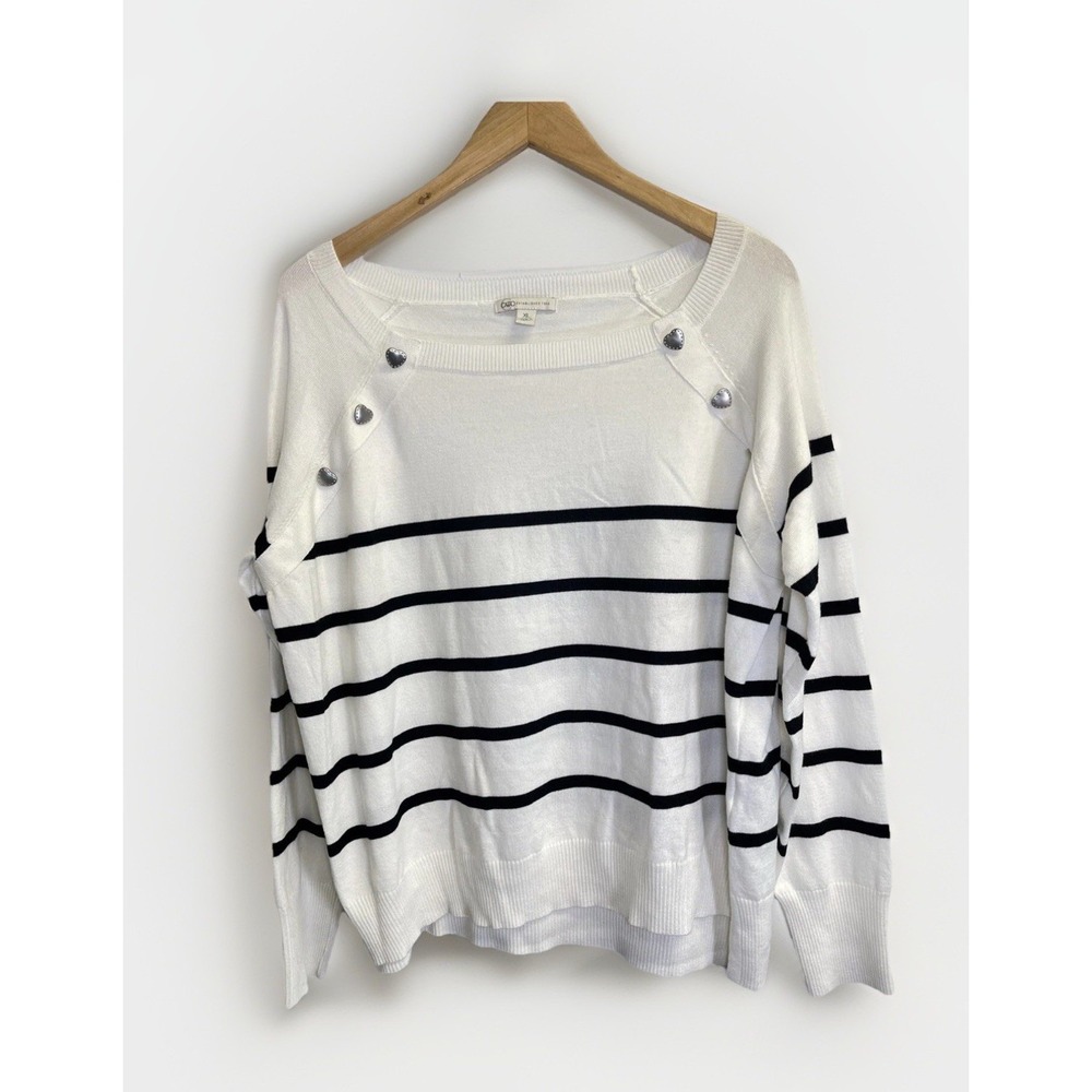 Cato Women's XL White/Black Sweater Boatneck Side Heart Buttons Pullover Top